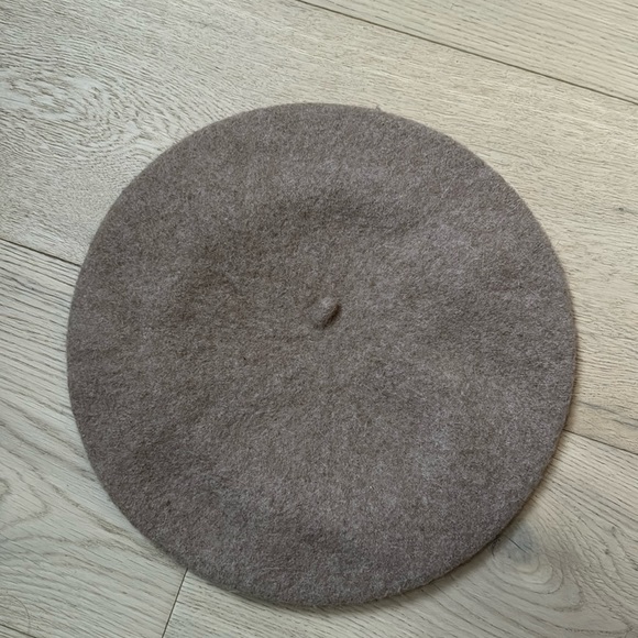 100% wool hat - Picture 2 of 4